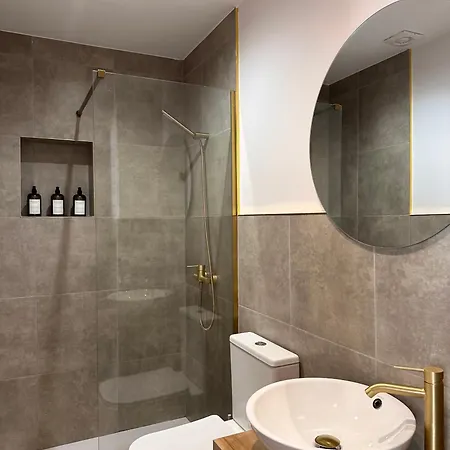 Lemos Mel Apartament *